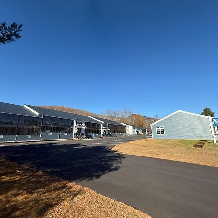 Travelodge By Wyndham Lincoln Near White Mountain Eksteriør bilde